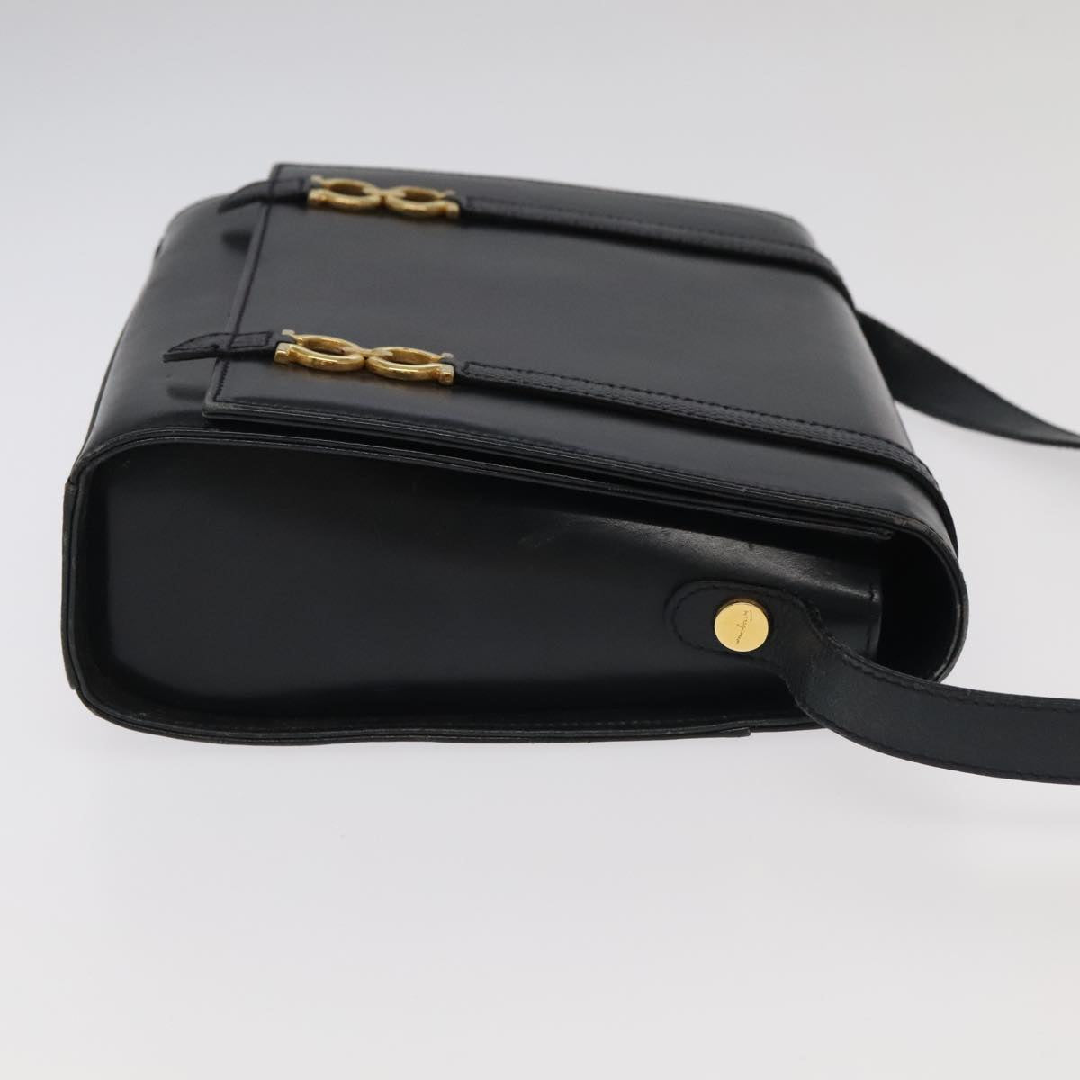 Salvatore Ferragamo Gancini Shoulder Bag Leather Black Gold Auth 97014