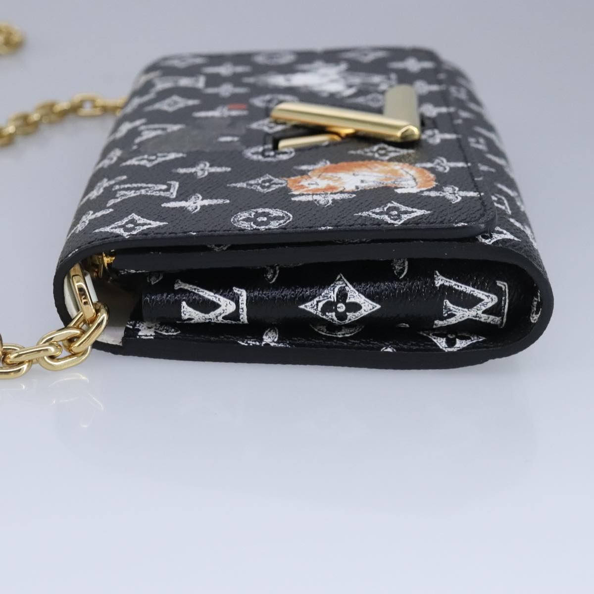 LOUIS VUITTON Monogram Cat Portefeuille Twist Chain Wallet M63888 Auth 97021S