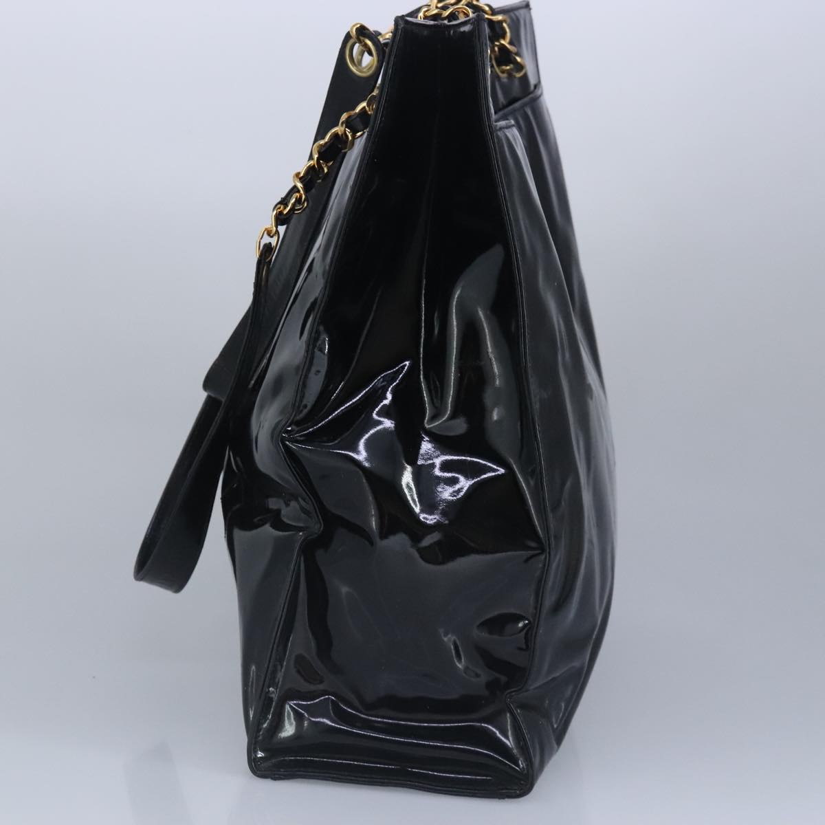 CHANEL Tote Bag Patent Leather Black Gold CC Auth 97052