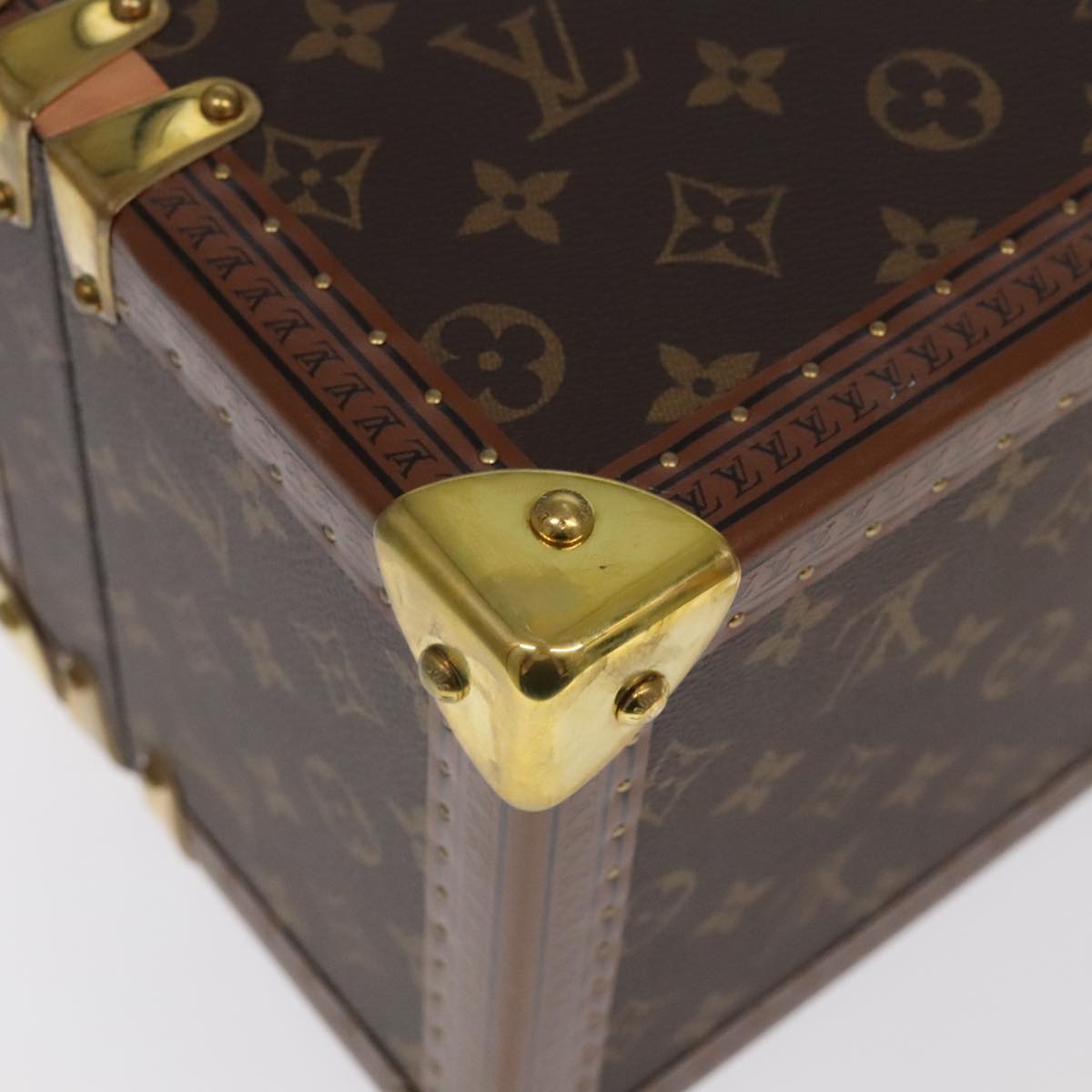 LOUIS VUITTON Monogram Accessories Jewelry Box M20209 LV Auth 97056SA