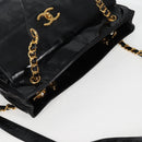 CHANEL Ketten-Einkaufstasche Lackleder Schwarz Gold CC Auth 97057-6