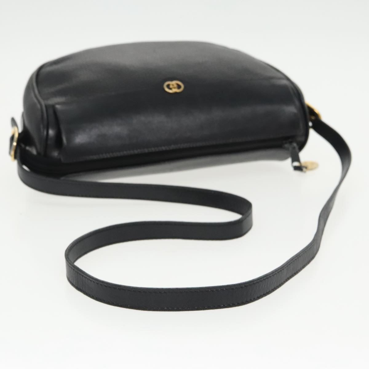 GUCCI Shoulder Bag Leather Black Gold 001 115 4001 Auth 97087