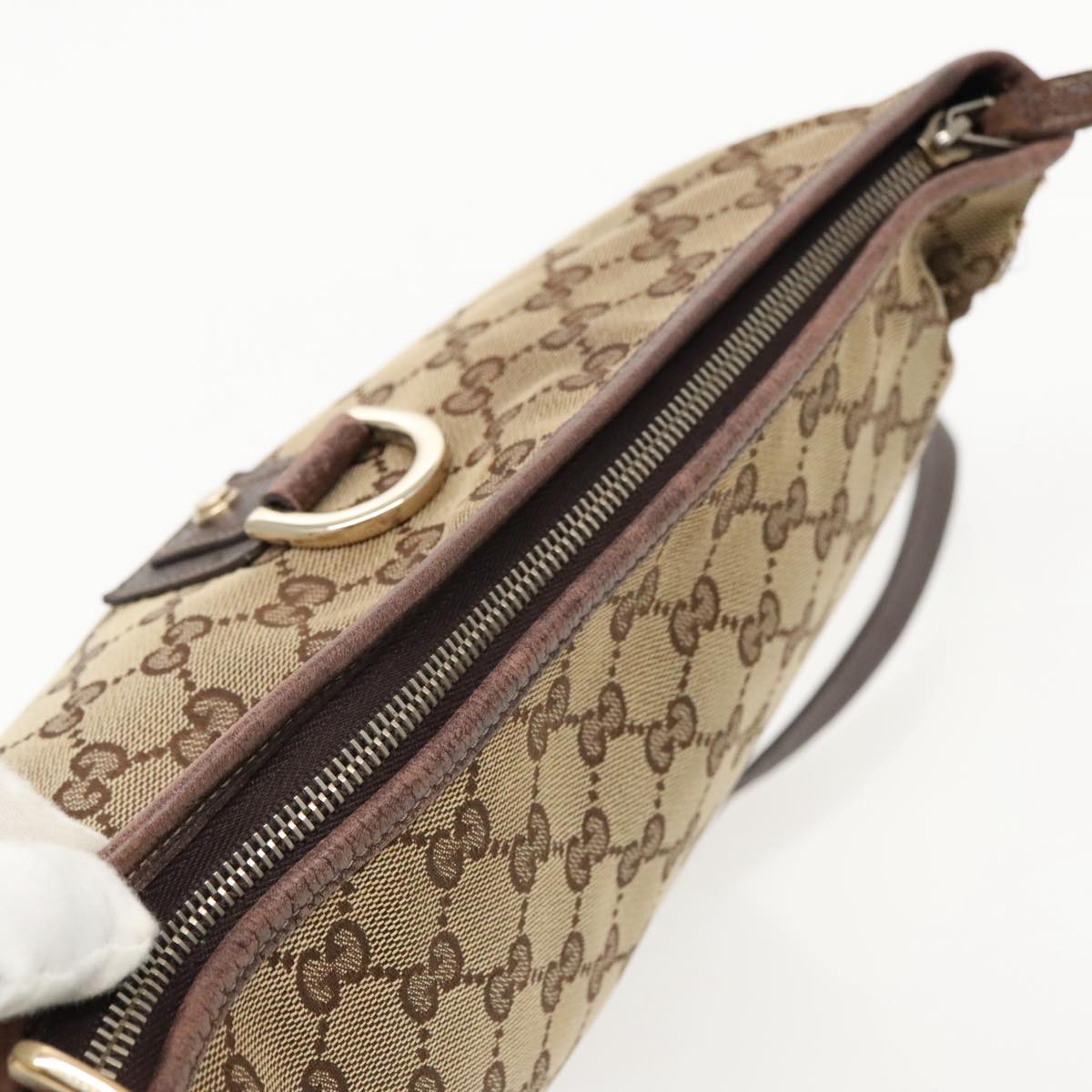 GUCCI GG Canvas Shoulder Bag Beige Gold 131326 Auth 97118