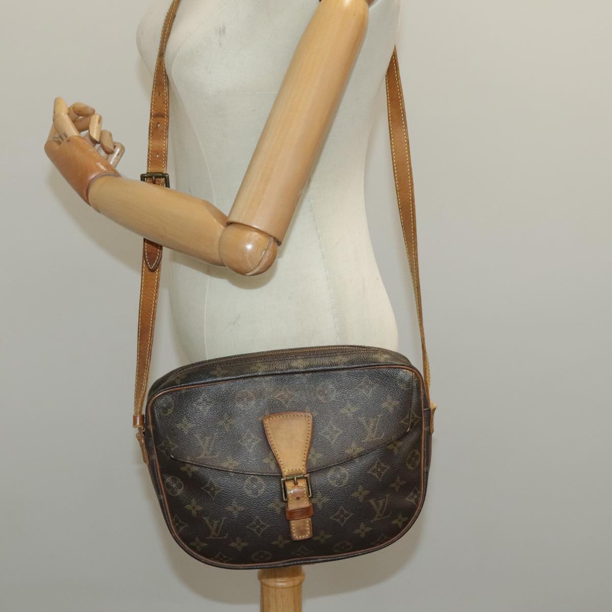 LOUIS VUITTON Monogram Jeune Fille GM Shoulder Bag M51225 LV Auth 97136