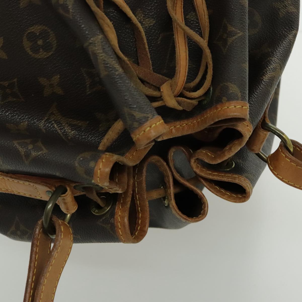 LOUIS VUITTON Monogram Noe Shoulder Bag M42224 LV Auth 97182