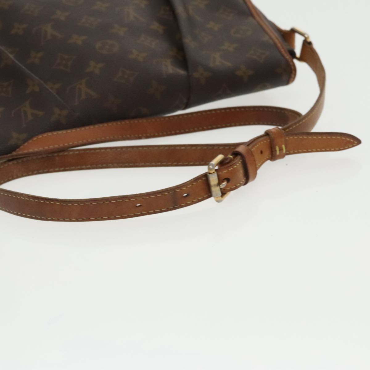 LOUIS VUITTON Monogram Menilmontant MM Shoulder Bag M40473 LV Auth 97200