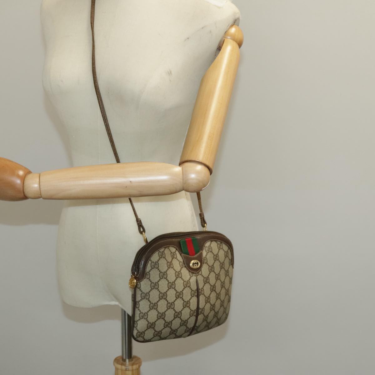 GUCCI GG Canvas Web Sherry Line Shoulder Bag PVC Leather Brown Gold  Auth 97247