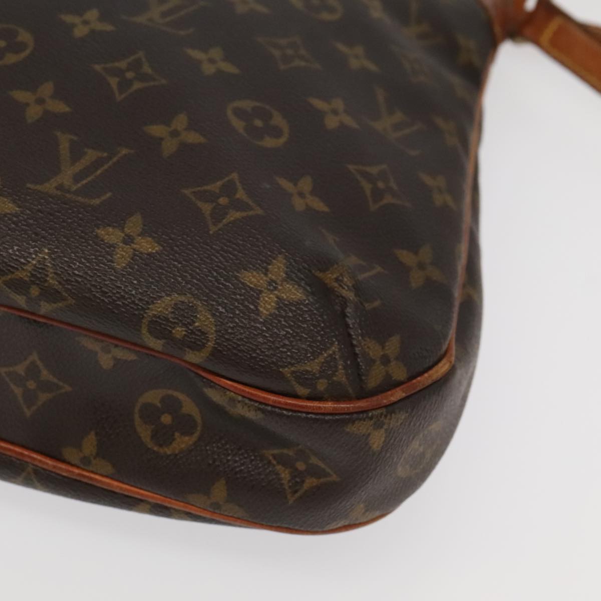 LOUIS VUITTON Monogram Odeon PM Shoulder Bag M56390 LV Auth 97284