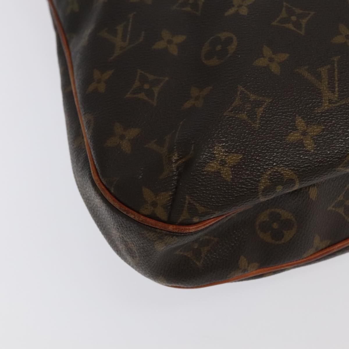 LOUIS VUITTON Monogram Odeon PM Shoulder Bag M56390 LV Auth 97284