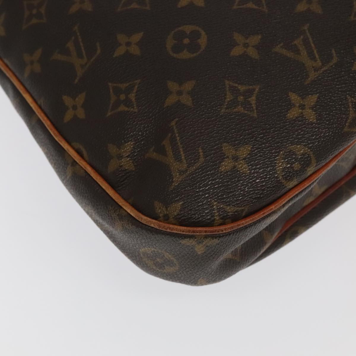 LOUIS VUITTON Monogram Odeon PM Shoulder Bag M56390 LV Auth 97284