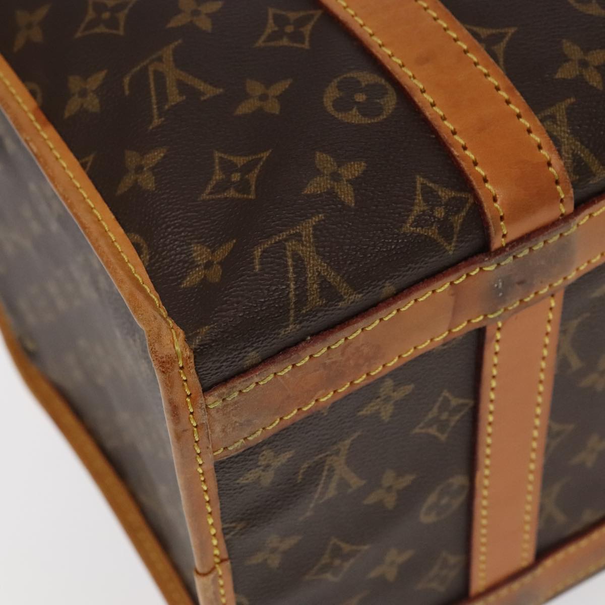 LOUIS VUITTON Monogram Sac Shan 50 Pet Carry M42021 LV Auth 97304