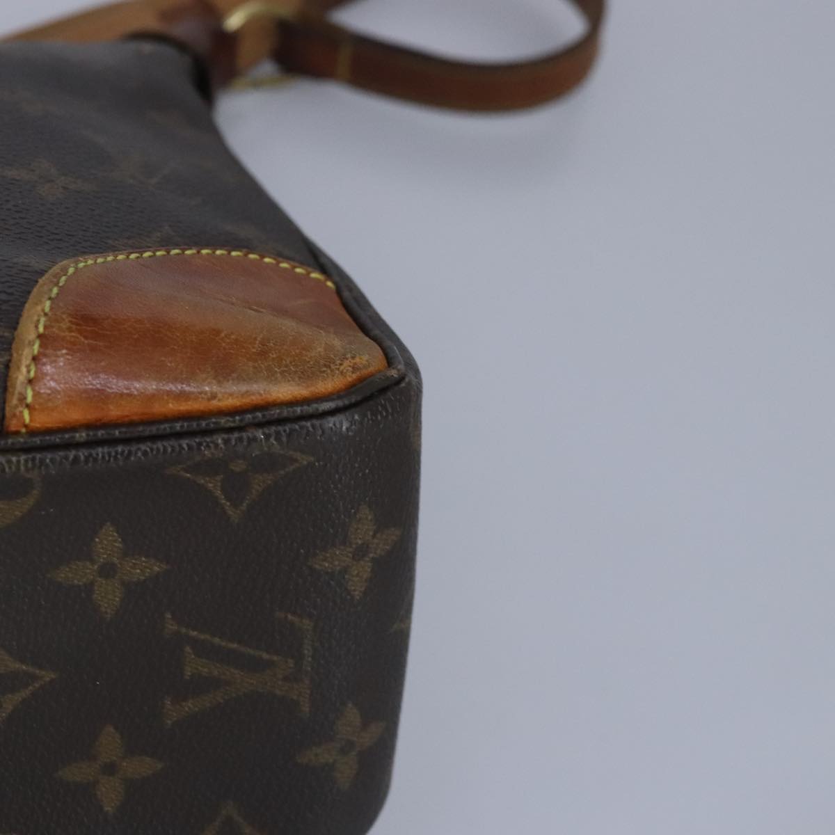 LOUIS VUITTON Monogram Boulogne 30 Shoulder Bag M51265 LV Auth 97353