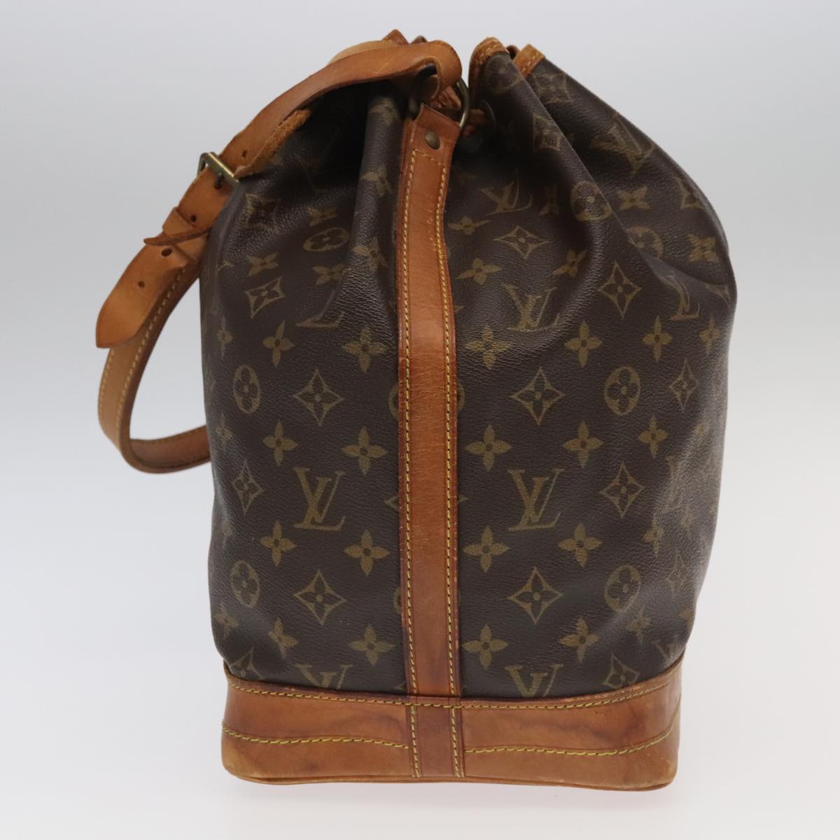 LOUIS VUITTON Monogram Noe Shoulder Bag M42224 LV Auth 97367