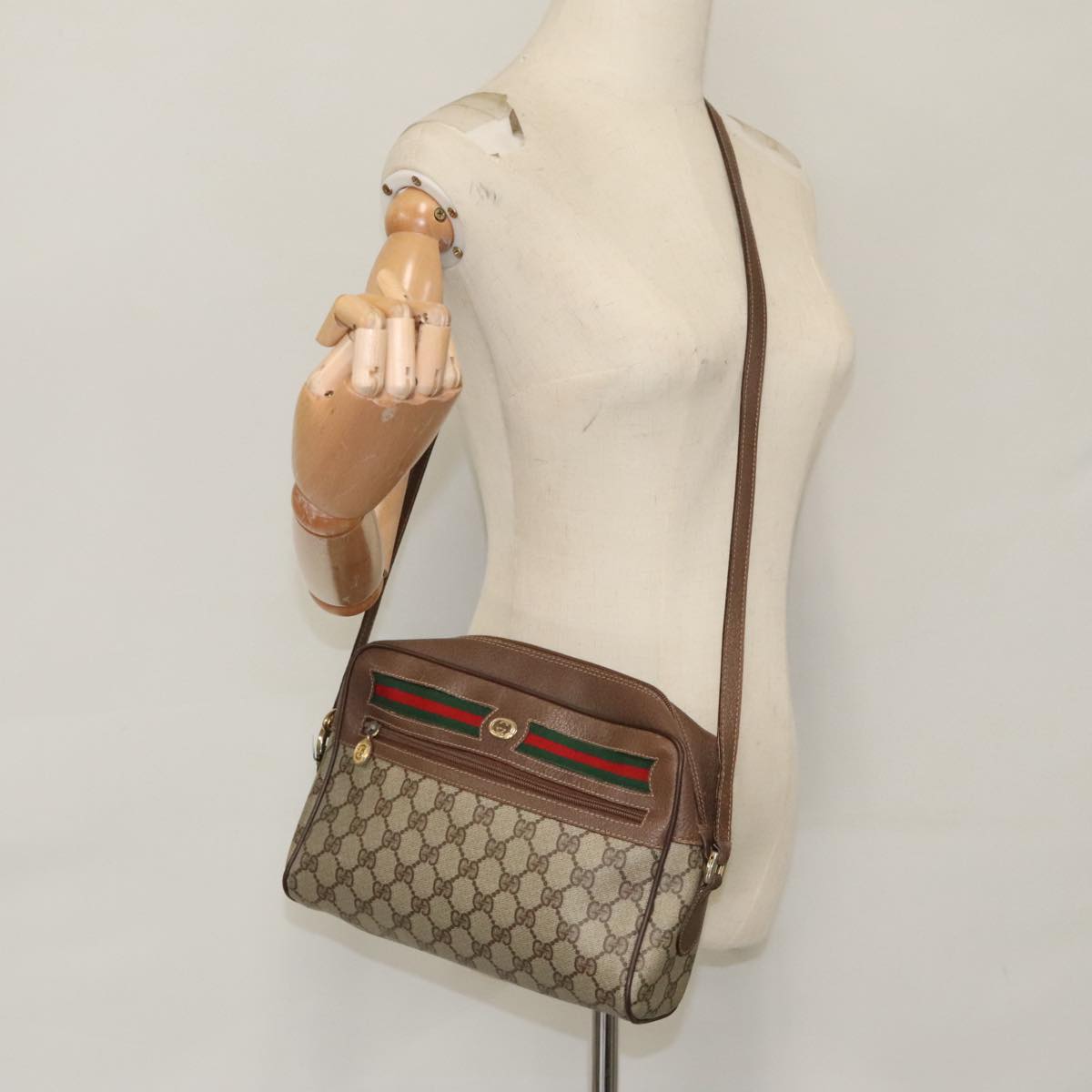 GUCCI GG Supreme Web Sherry Line Shoulder Bag PVC Beige Red Green Auth 97406