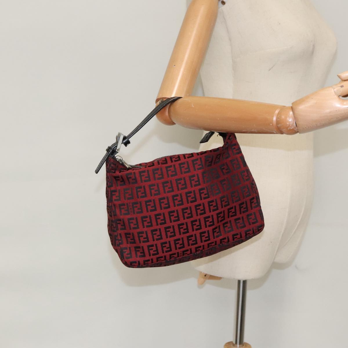 FENDI Zucchino Canvas Hand Bag Red Silver Auth 97411