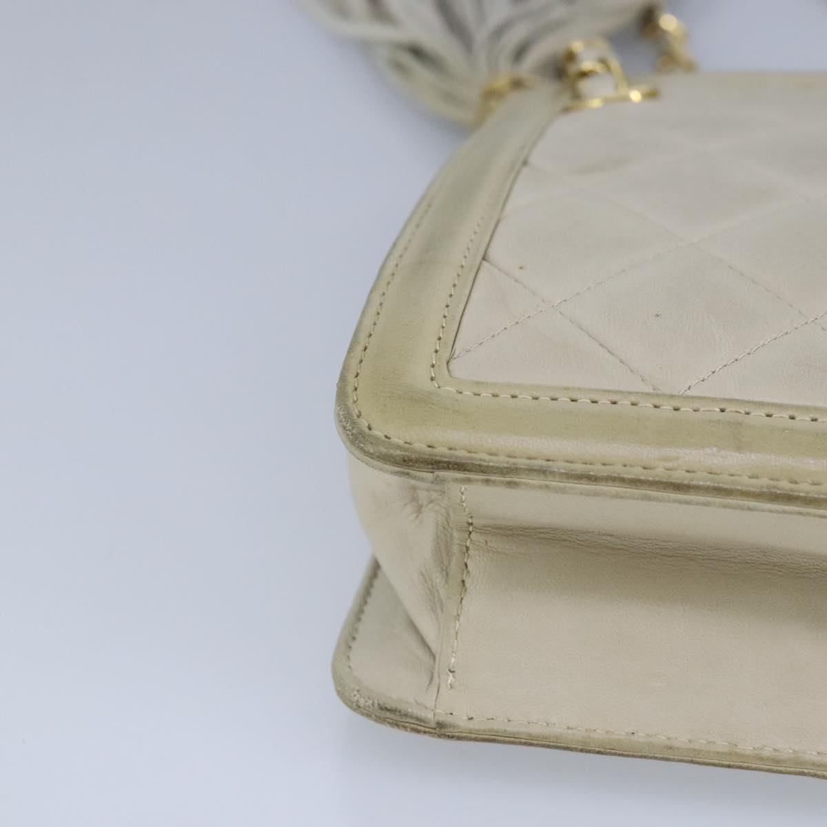 CHANEL Matelasse Chain Shoulder Bag Lamb Skin Beige Gold CC Auth 97457