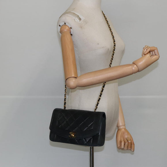 CHANEL Matelasse Chain Shoulder Bag Lamb Skin Black Gold CC Auth 97459