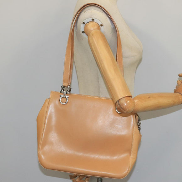 Salvatore Ferragamo Shoulder Bag Leather Beige Auth 97475