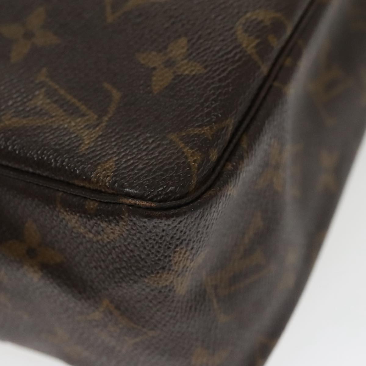 LOUIS VUITTON Monogram Trousse Toilette 28 Clutch Bag M47522 LV Auth 97515