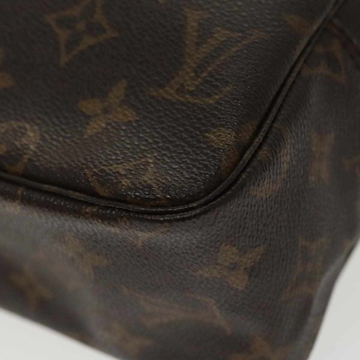 LOUIS VUITTON Monogram Trousse Toilette 28 Clutch Bag M47522 LV Auth 97515