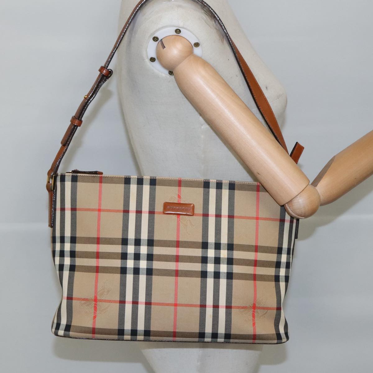 BURBERRY Nova Check Shoulder Bag Canvas Gold Beige Auth 97529