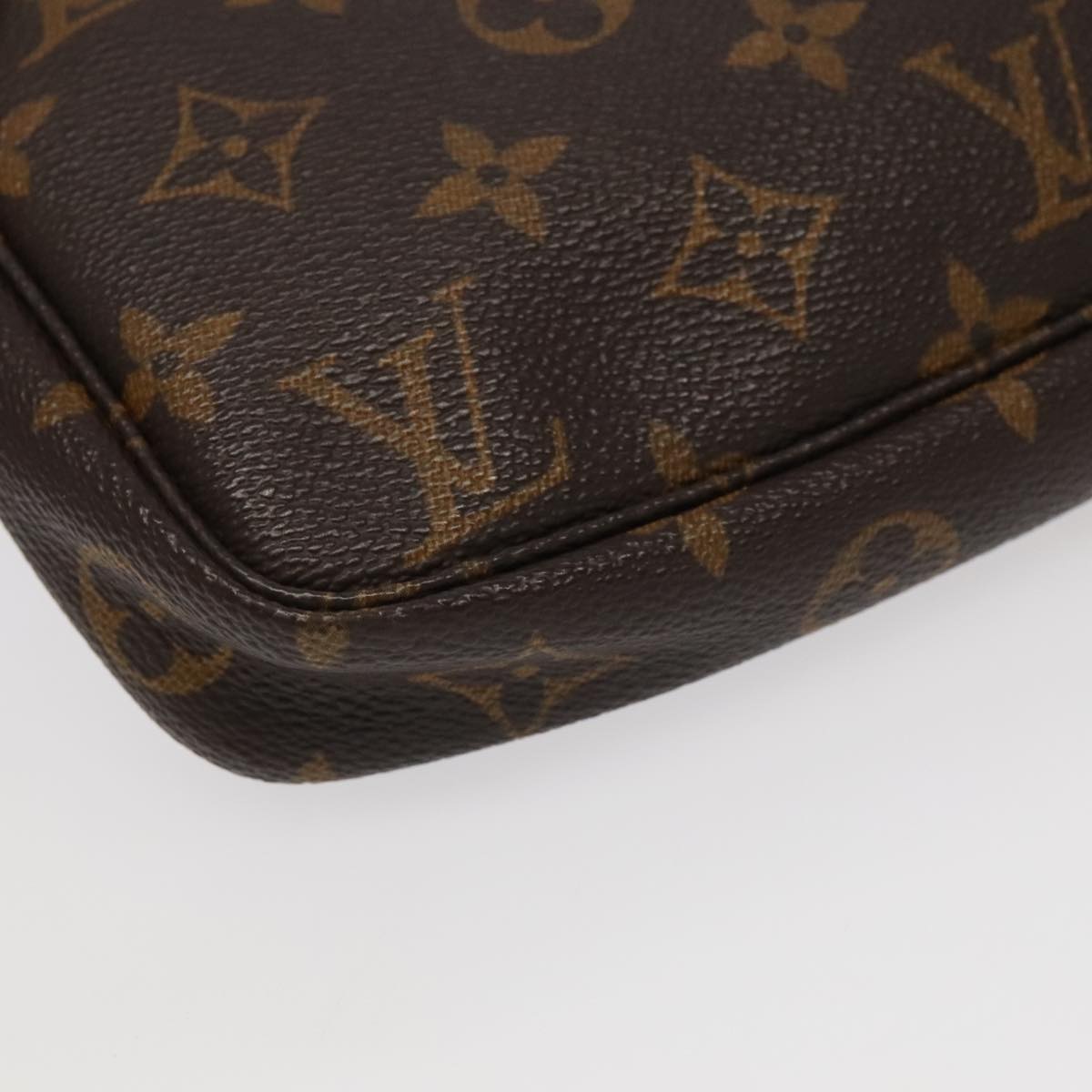 LOUIS VUITTON Monogram Pochette Accessoires Pouch M51980 LV Auth 97549