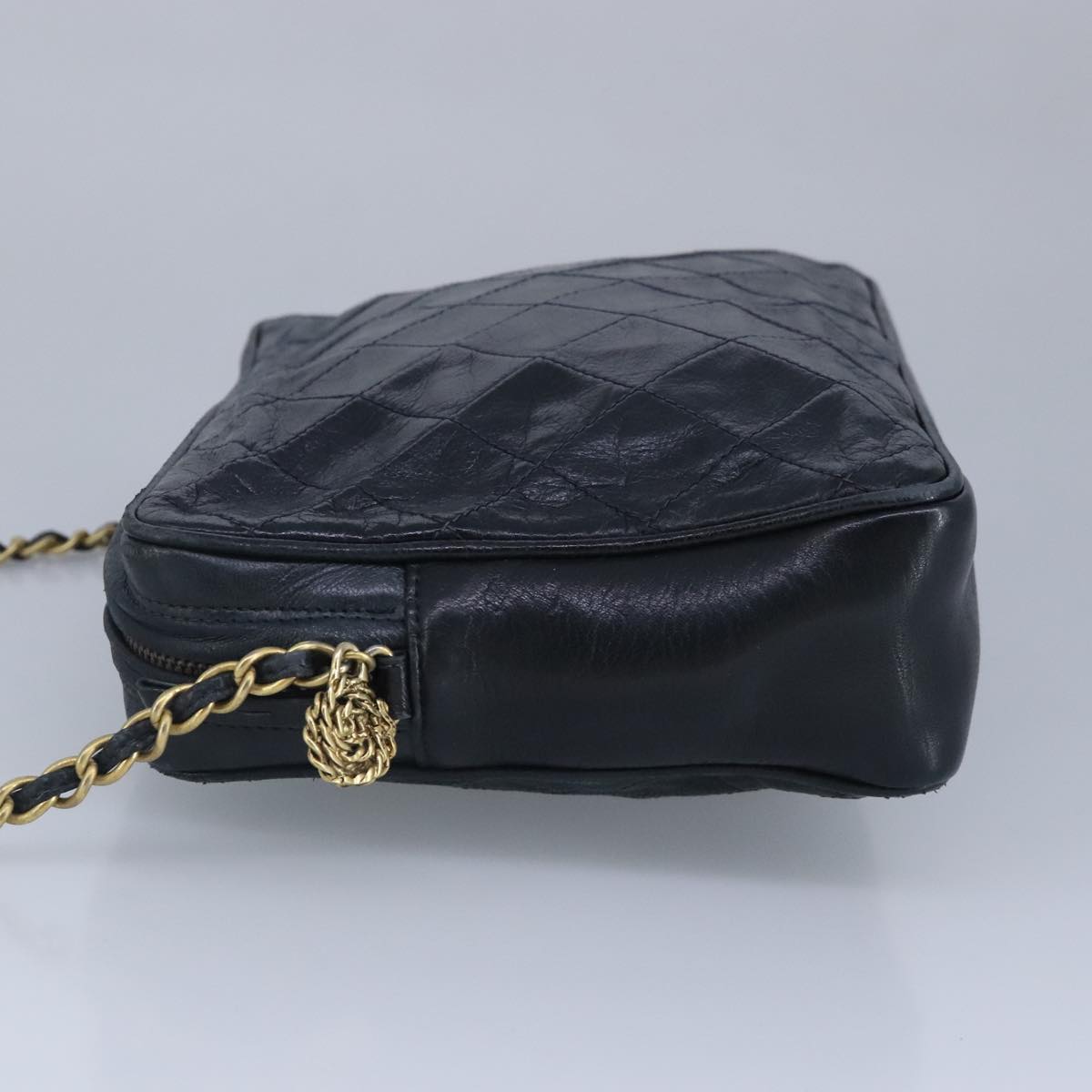 CHANEL Matelasse Chain Shoulder Bag Lamb Skin Navy Gold CC Auth 97550