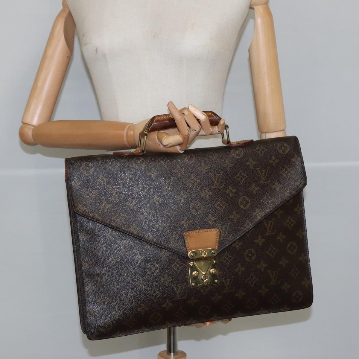 LOUIS VUITTON Monogram Serviette Conseiller Briefcase M53331 LV Auth 97584