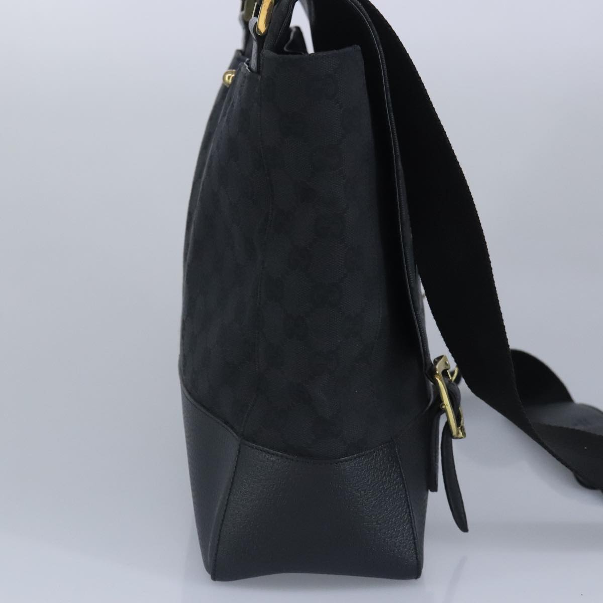 GUCCI GG Canvas Shoulder Bag Black Gold 115506 Auth 97616