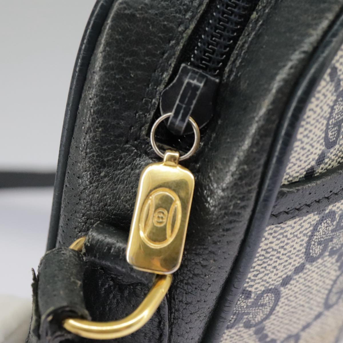 GUCCI GG Supreme Sherry Line Shoulder Bag PVC Navy Gold 116 02 055 Auth 97632