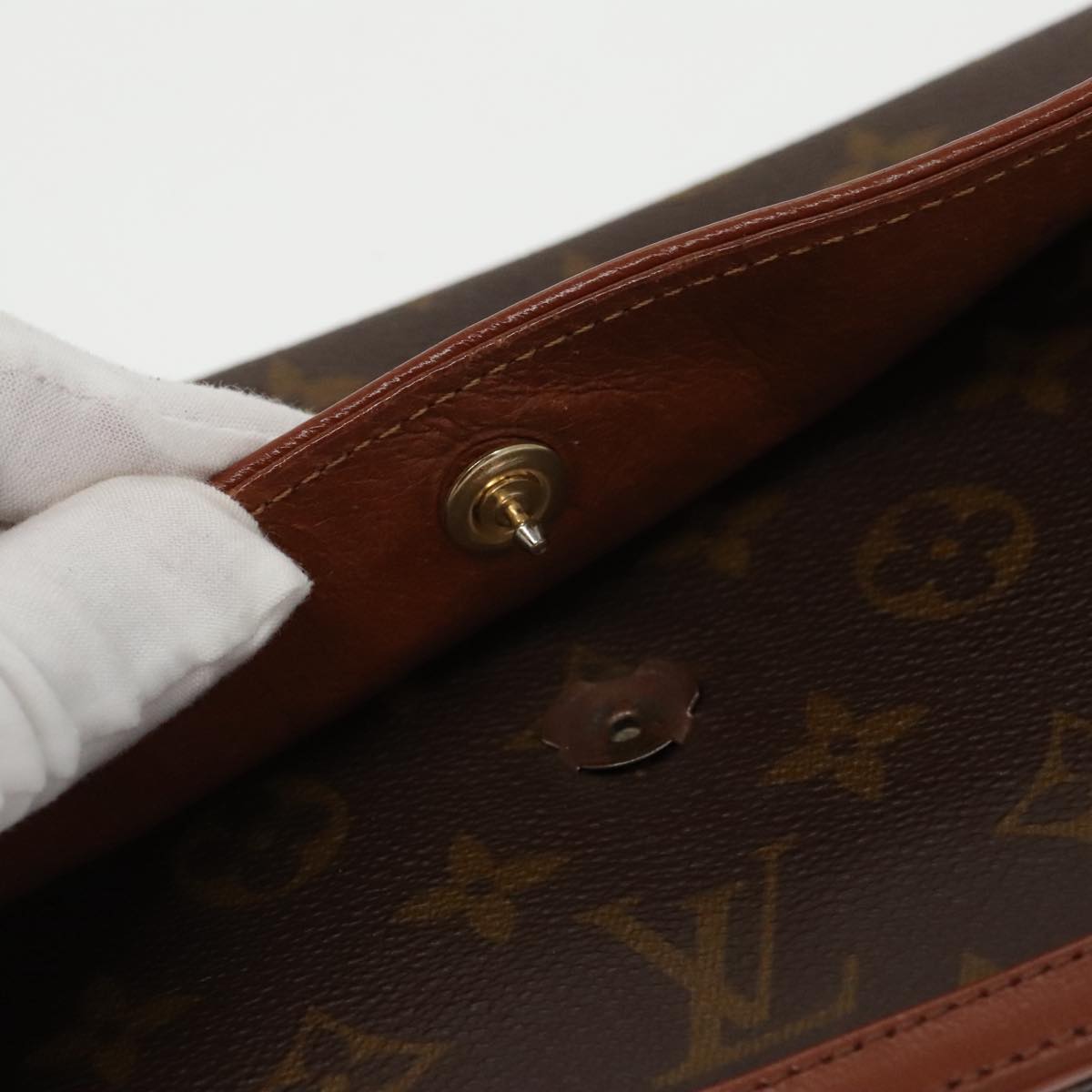 LOUIS VUITTON Monogram Pochette Dam PM Clutch Bag M51812 LV Auth 97635