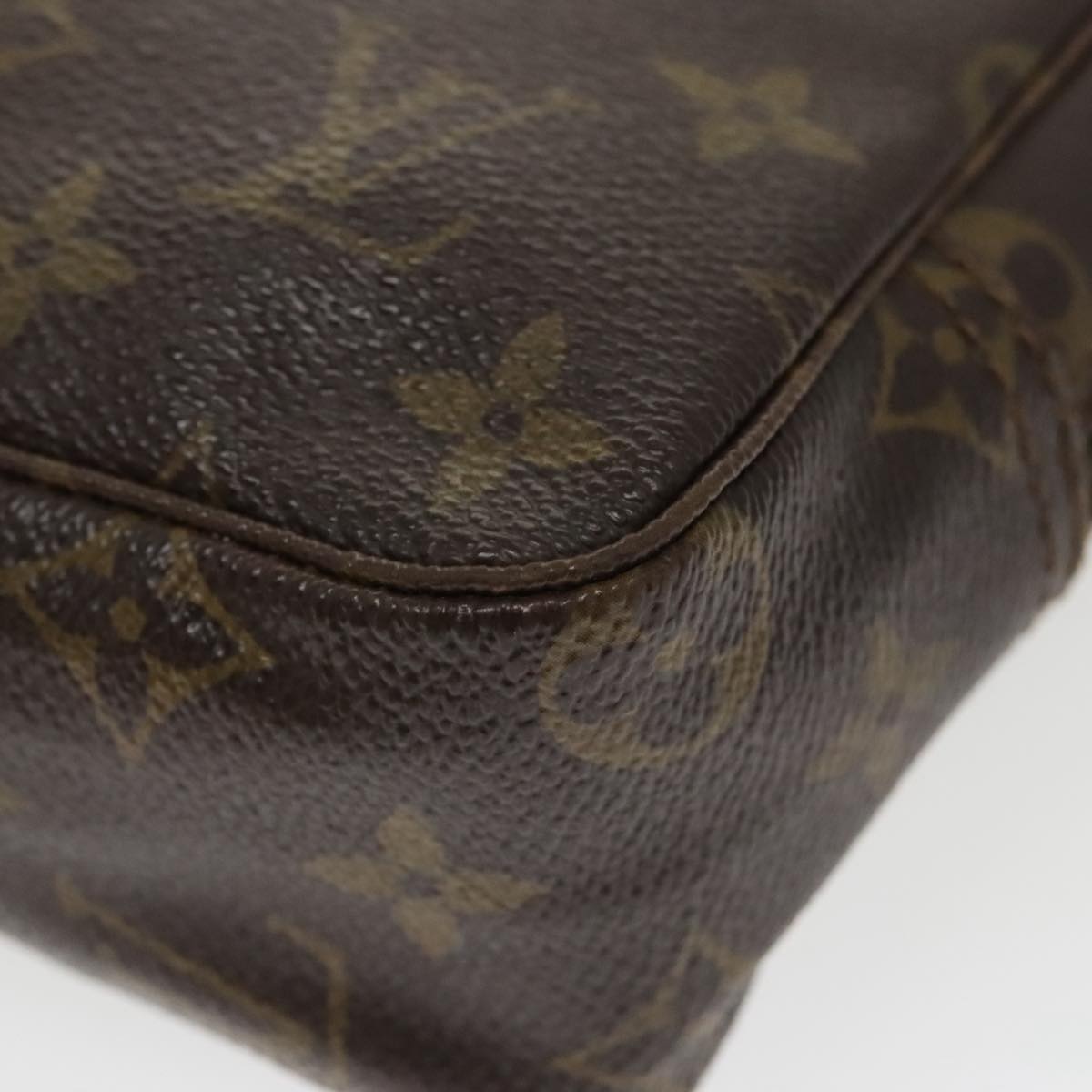 LOUIS VUITTON Monogram Trousse Toilette 23 Clutch Bag Vintage M47524 Auth 97642