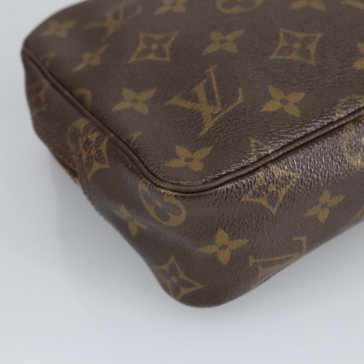 LOUIS VUITTON Monogram Trousse Toilette 23 Clutch Bag M47524 LV Auth 97701