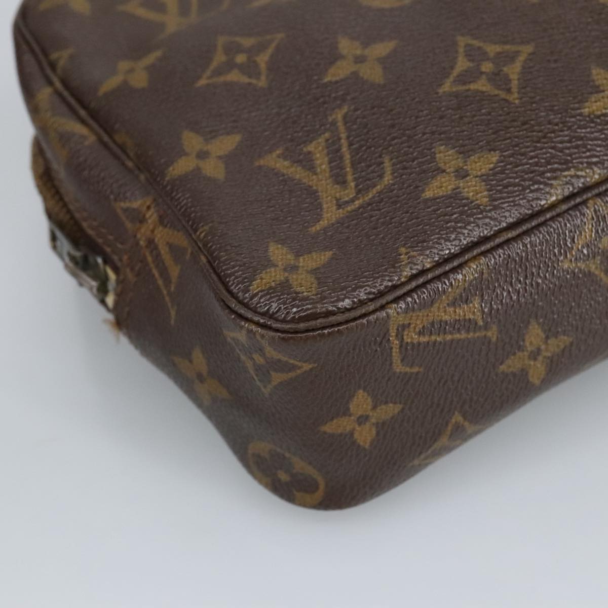 LOUIS VUITTON Monogram Trousse Toilette 23 Clutch Bag M47524 LV Auth 97701