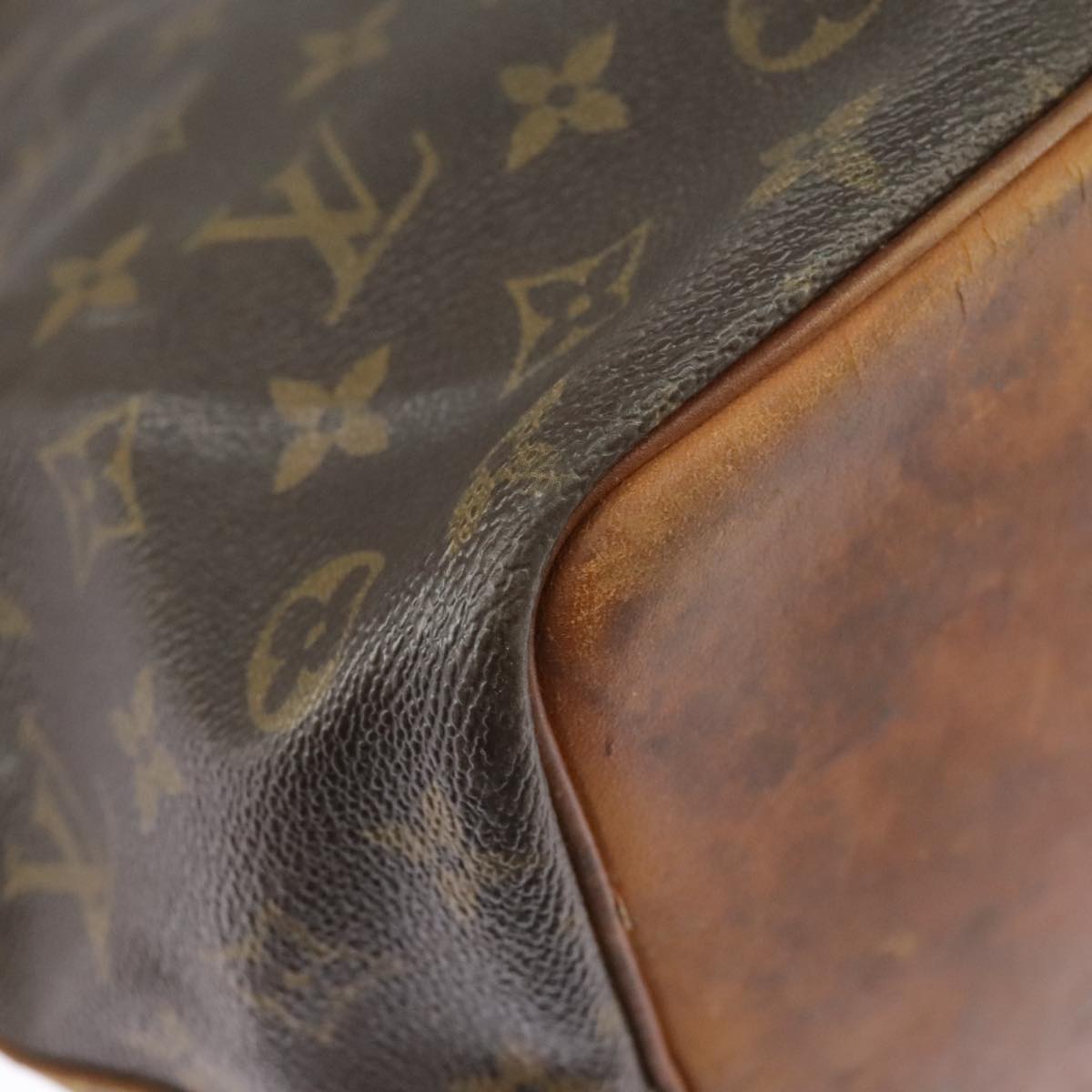 LOUIS VUITTON Monogram Petit Noe Shoulder Bag M42226 LV Auth 97708