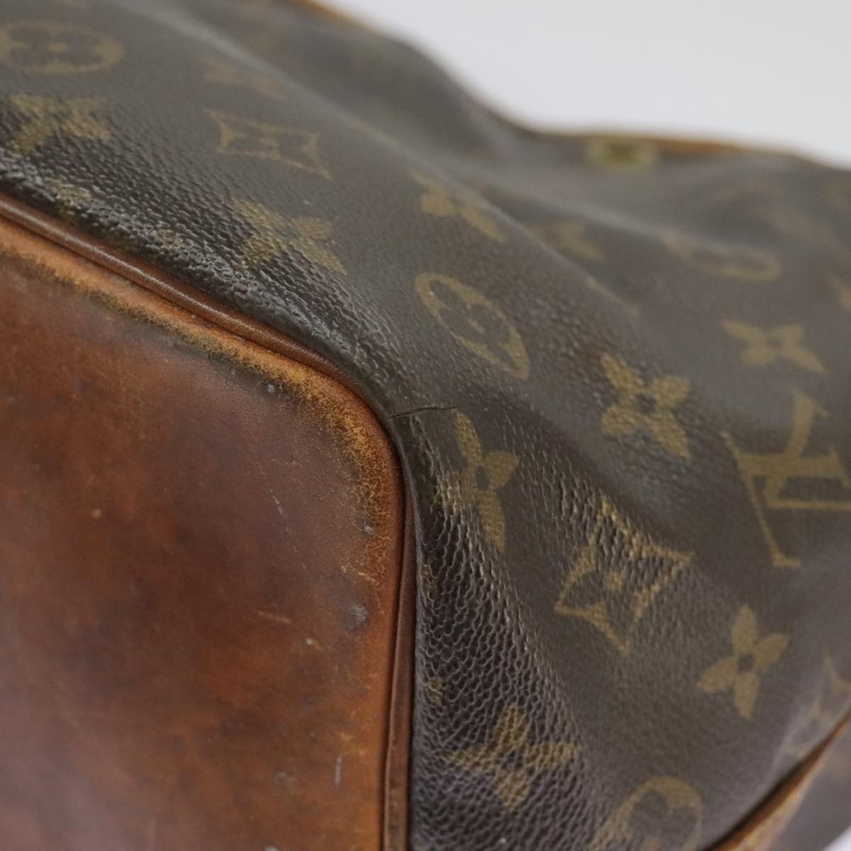 LOUIS VUITTON Monogram Petit Noe Shoulder Bag M42226 LV Auth 97708