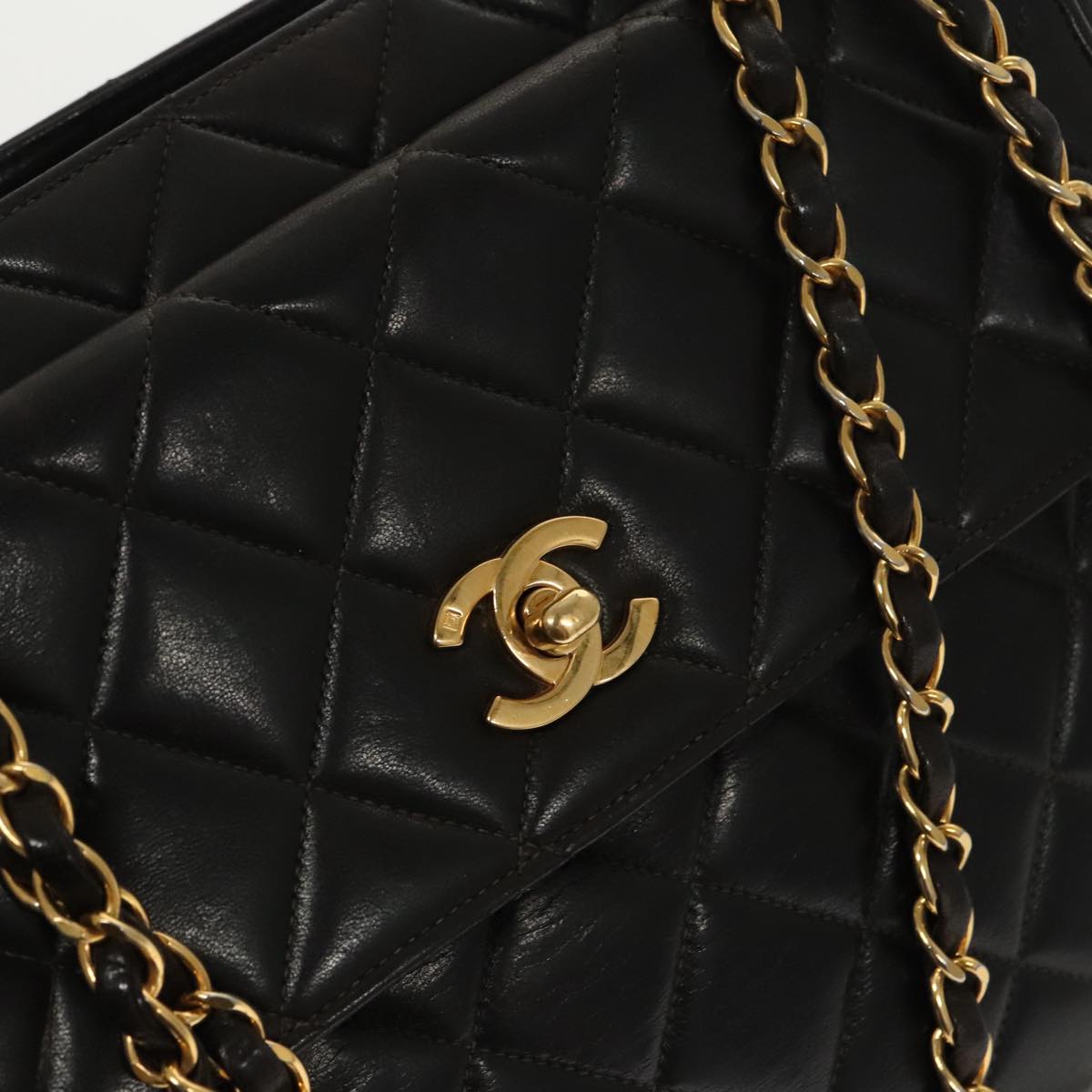 CHANEL Matelasse Chain Shoulder Bag Lamb Skin Black Gold CC Auth 97712