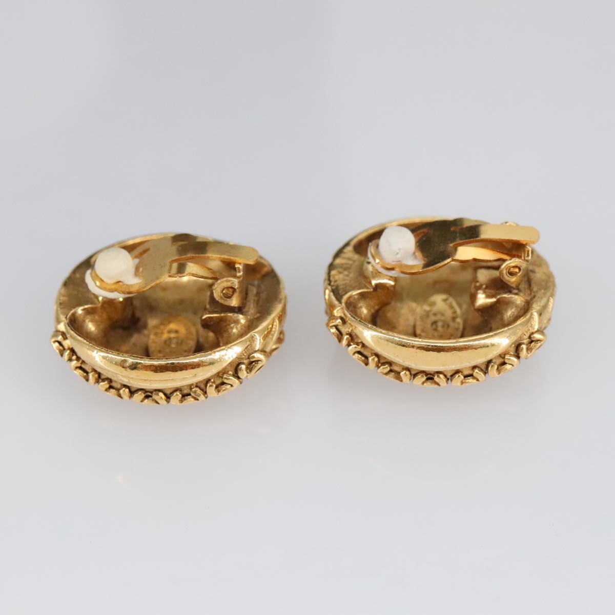 CHANEL COCO Mark Earring metal Gold CC Auth 97754