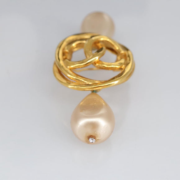 CHANEL COCO Mark Brooch metal Gold CC Auth 97757