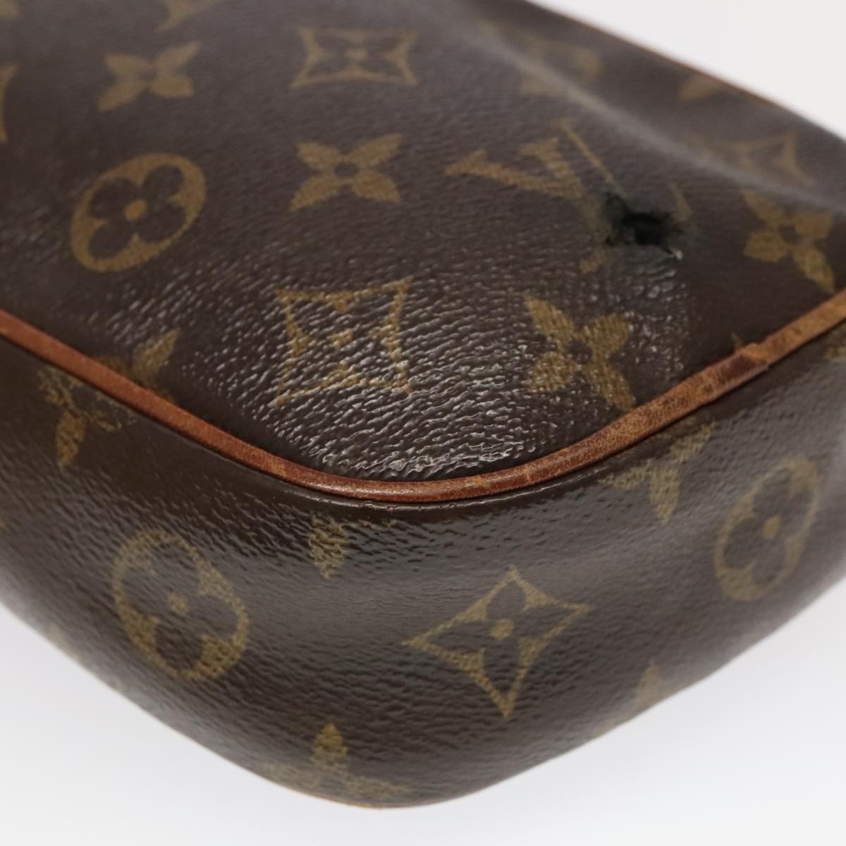 LOUIS VUITTON Monogram Pochette Gange Shoulder Bag M51870 LV Auth 97801