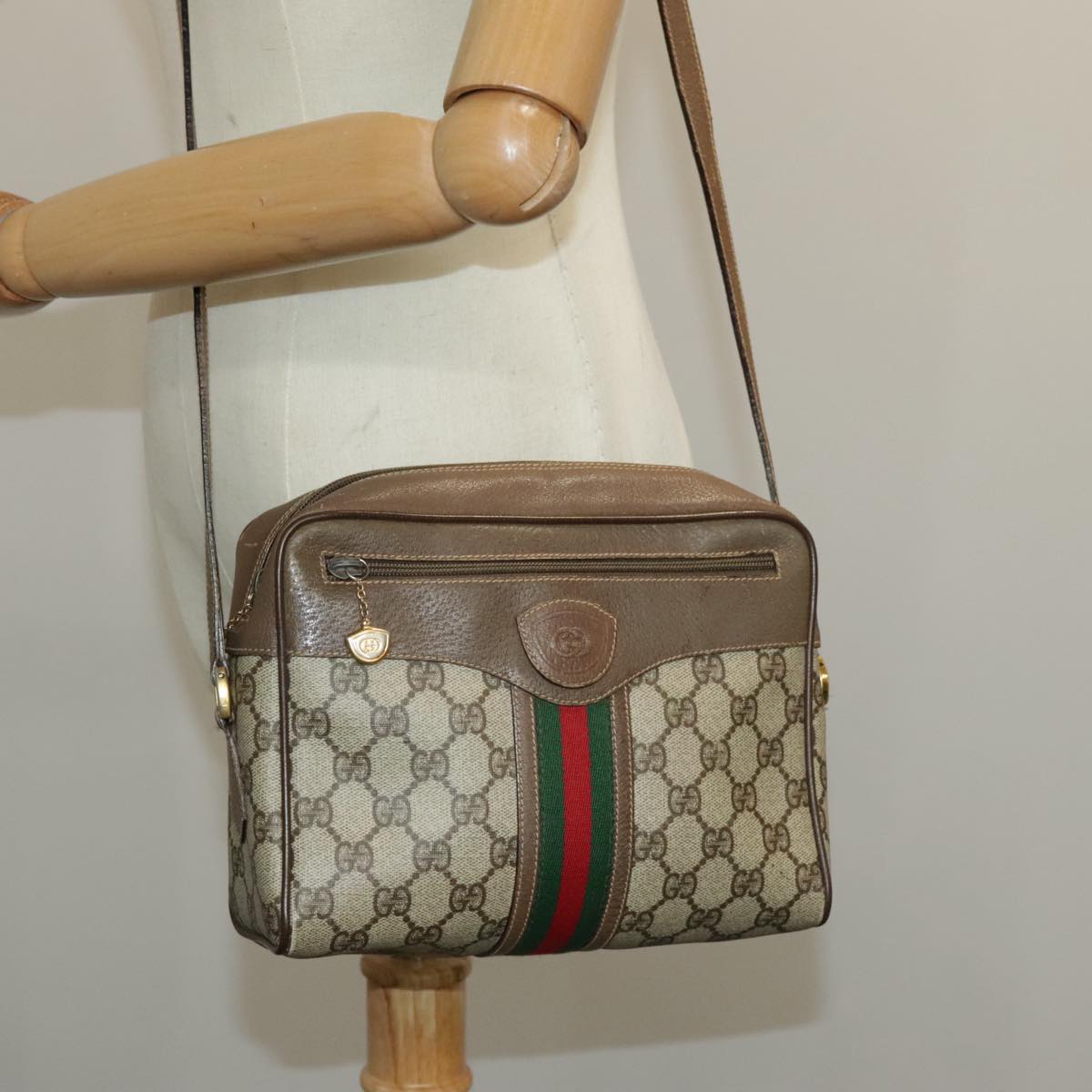 GUCCI GG Supreme Web Sherry Line Shoulder Bag PVC Beige 001 56 0852 Auth 97808