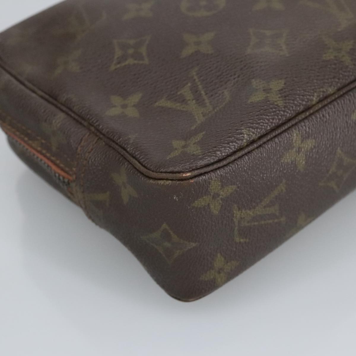 LOUIS VUITTON Monogram Trousse Toilette 23 Clutch Bag M47524 LV Auth 97853