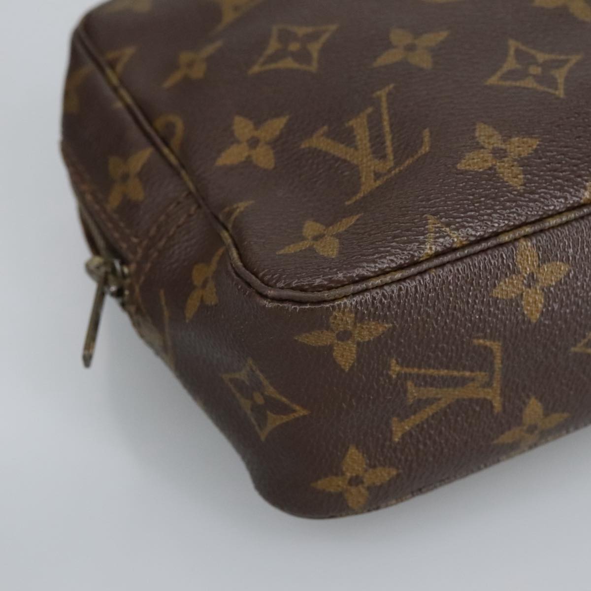 LOUIS VUITTON Monogram Trousse Toilette 23 Clutch Bag M47524 LV Auth 97856