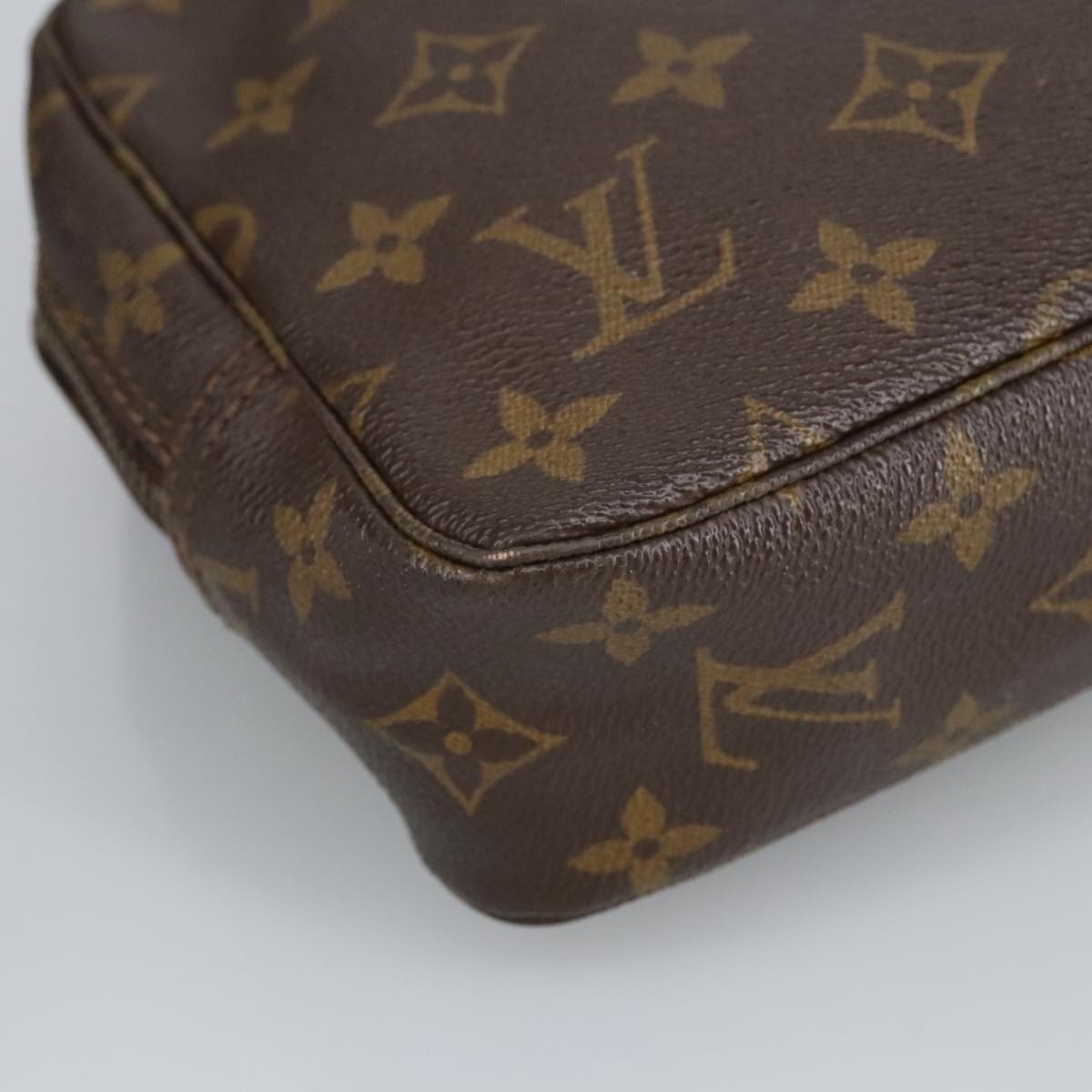 LOUIS VUITTON Monogram Trousse Toilette 23 Clutch Bag M47524 LV Auth 97856