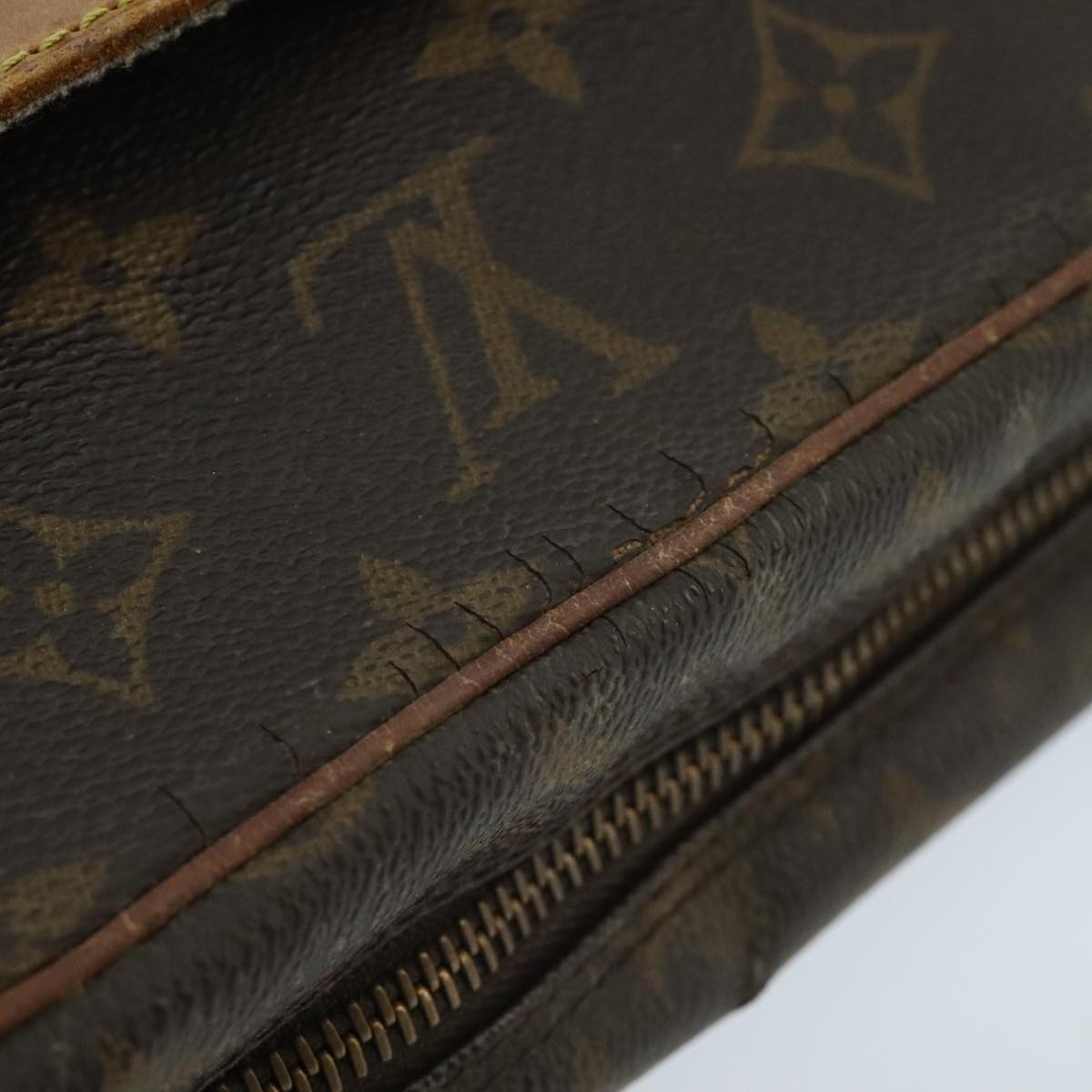 LOUIS VUITTON Monogram Compiegne 28 Clutch Bag M51845 LV Auth 97857