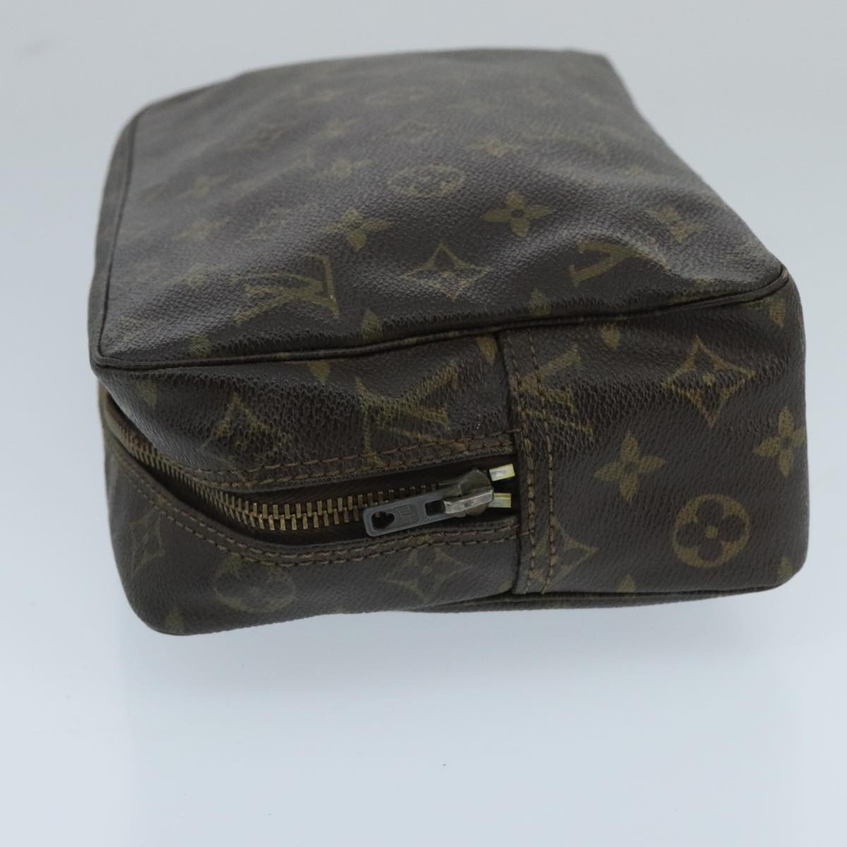 LOUIS VUITTON Monogram Trousse Toilette 28 Clutch Bag M47522 LV Auth 97860