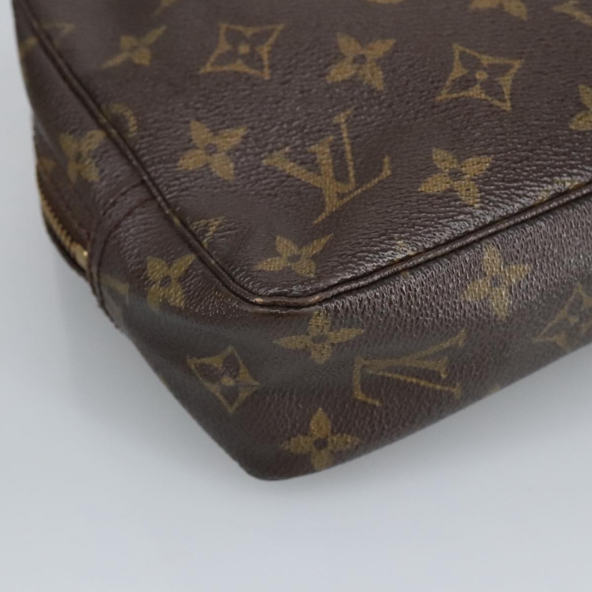 LOUIS VUITTON Monogram Trousse Toilette 23 Clutch Bag M47524 LV Auth 97913