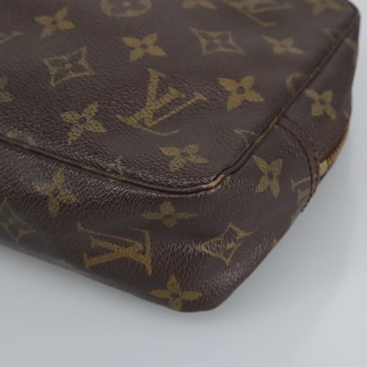 LOUIS VUITTON Monogram Trousse Toilette 23 Clutch Bag M47524 LV Auth 97913