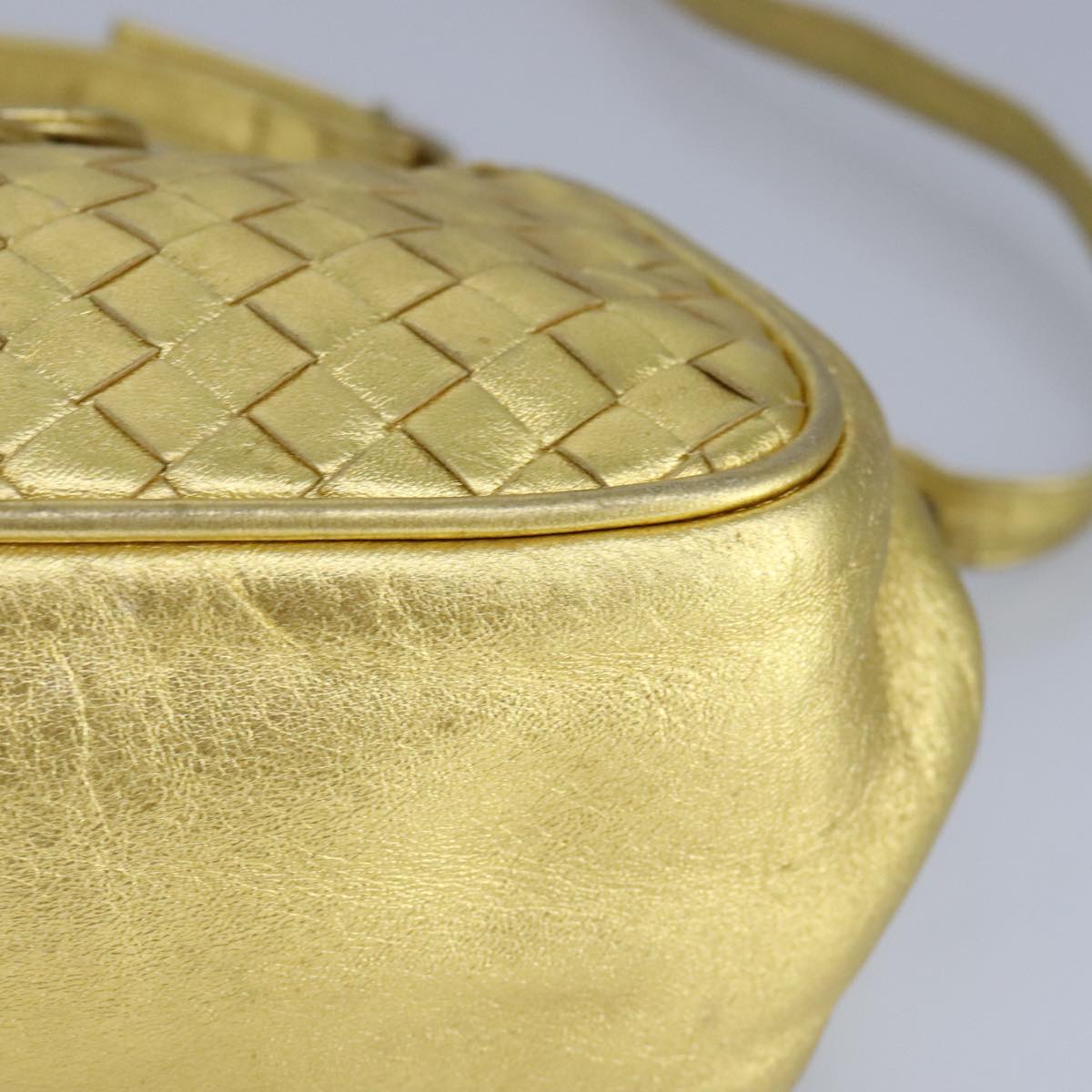 BOTTEGA VENETA INTRECCIATO Shoulder Bag Leather Gold Auth 97945