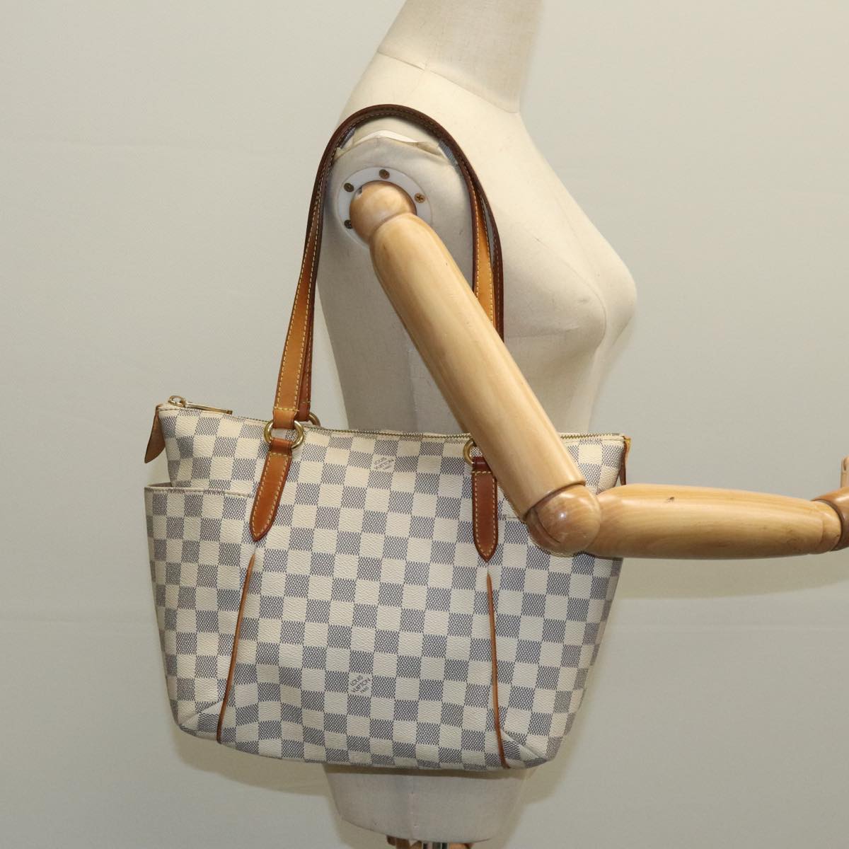 LOUIS VUITTON Damier Azur Totally MM Tote Bag N51262 LV Auth 97958